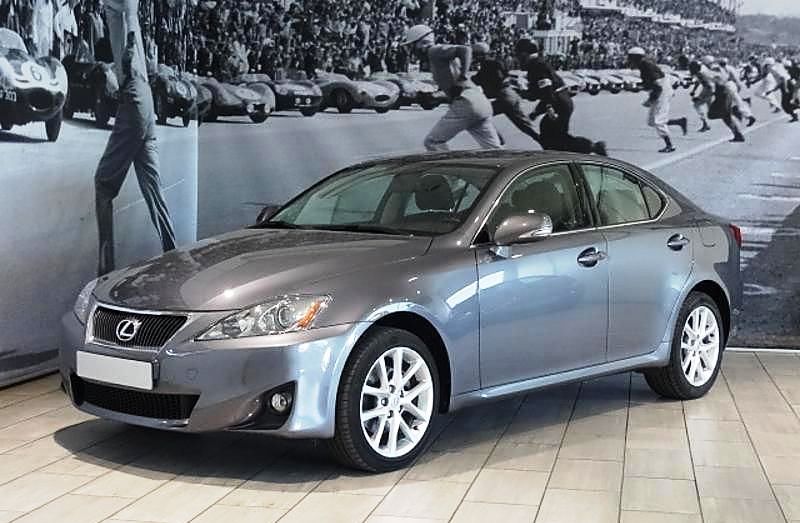 Left hand drive LEXUS IS 200 II 200 D LUXE